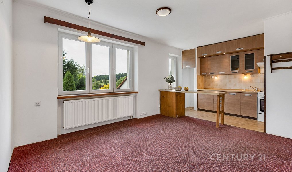 Prodej bytu 4+kk 87 m², Velké Popovice – náhled fotky 2