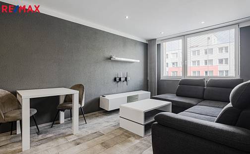 Pronájem bytu 2+kk 40 m², Anglická, Kladno - Kročehlavy