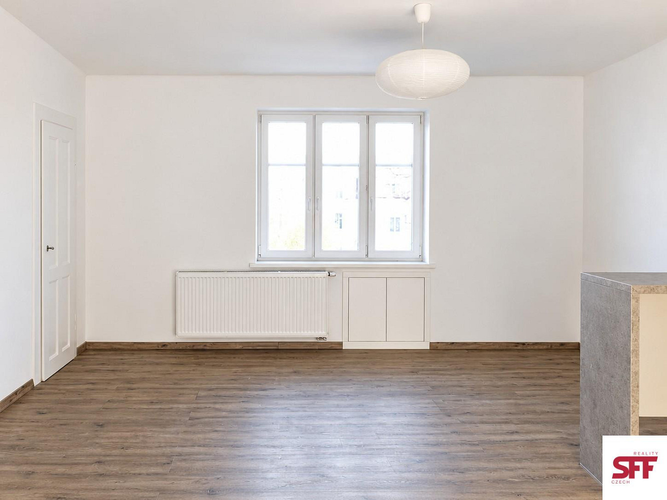 Pronájem bytu 2+kk 43 m² – fotografie 2