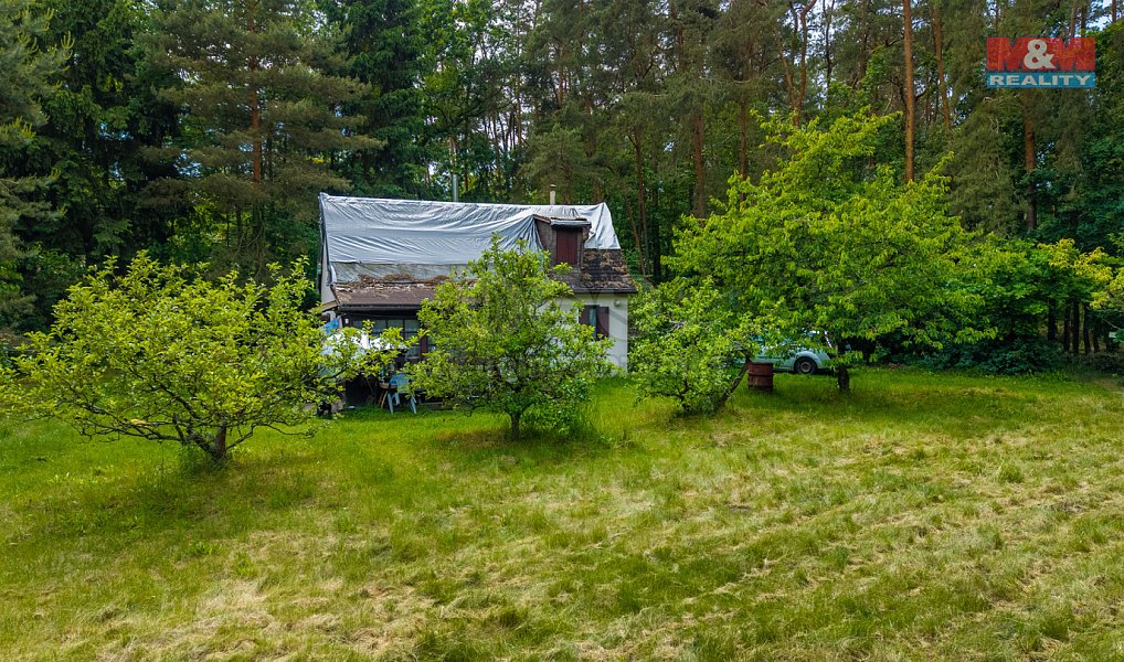Prodej stavebního pozemku 4 271 m², Tišice – náhled fotky 3