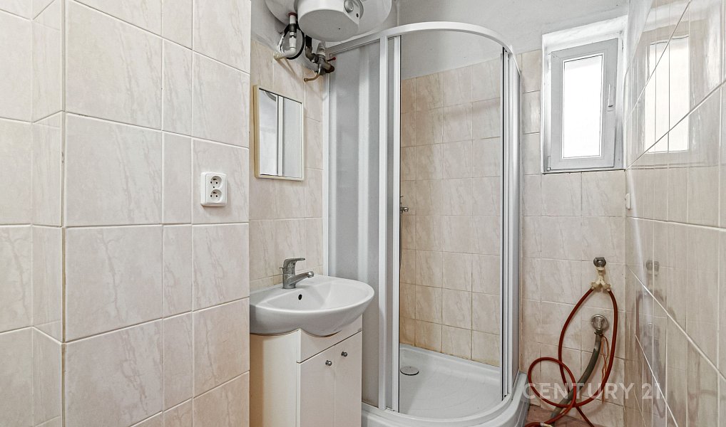 Prodej domu 114 m² s pozemkem 275 m², Nučice – náhled fotky 11