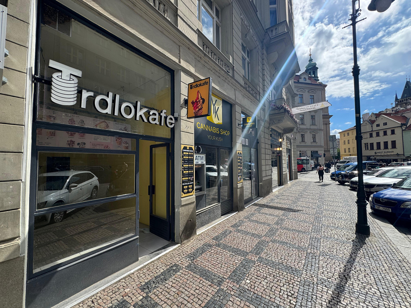 Pronájem obchodních prostor 28 m²