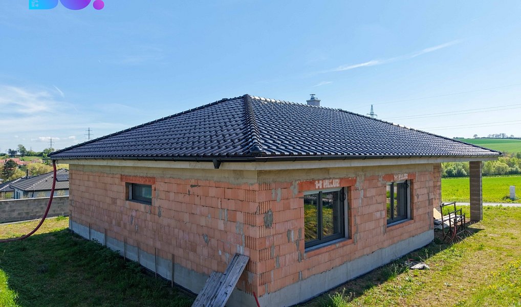 Prodej domu 158 m² s pozemkem 864 m², Medlovice – fotka 1 z 44