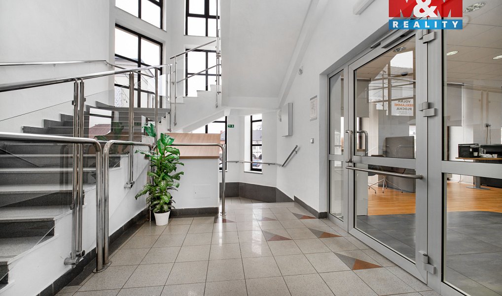 Prodej obchodních prostor 1 000 m², Ústí nad Orlicí – náhled fotky 7