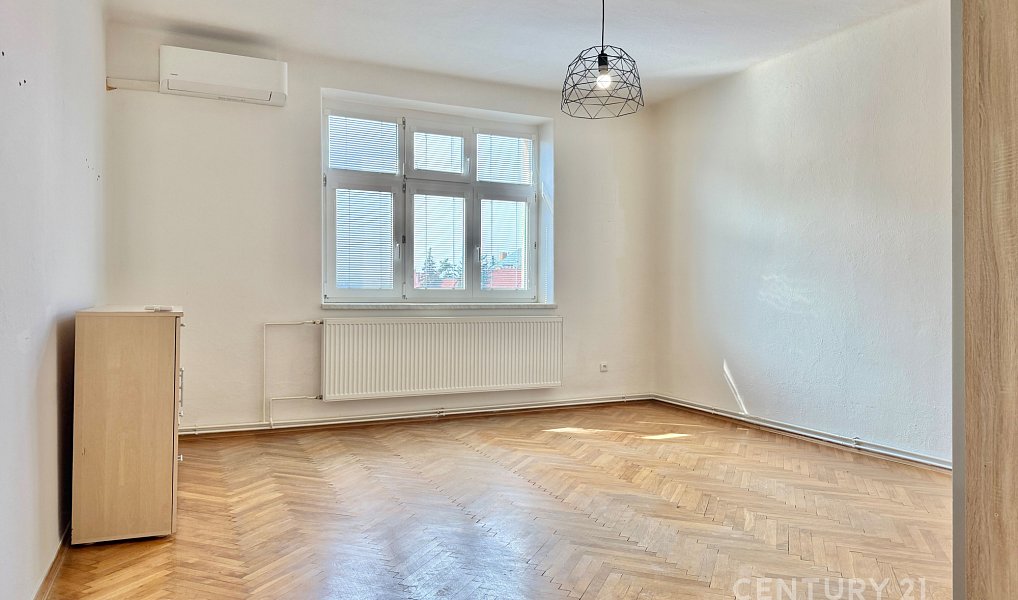 Prodej bytu 4+1 104 m², Kroměříž – fotka 1 z 26