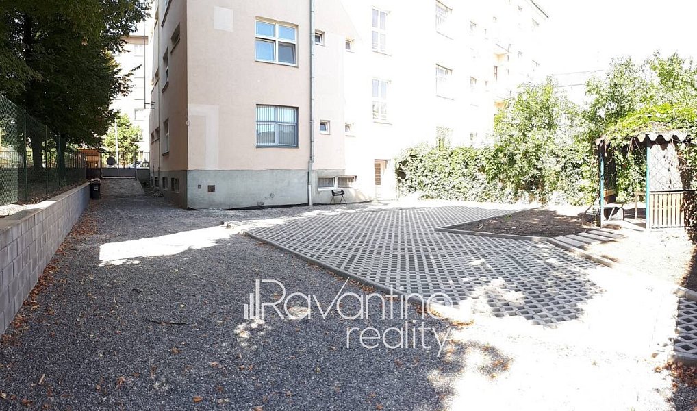 Pronájem komerčního objektu (jiného typu) 12 m², Brno – náhled fotky 3