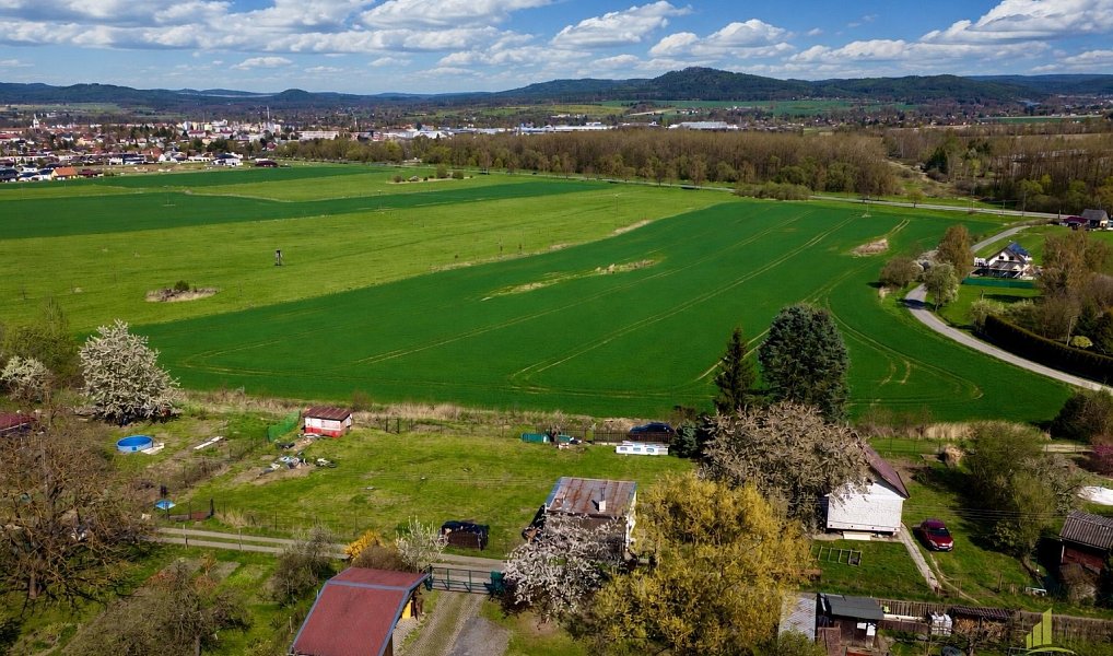 Prodej stavebního pozemku 3 138 m², Rokycany – náhled fotky 4