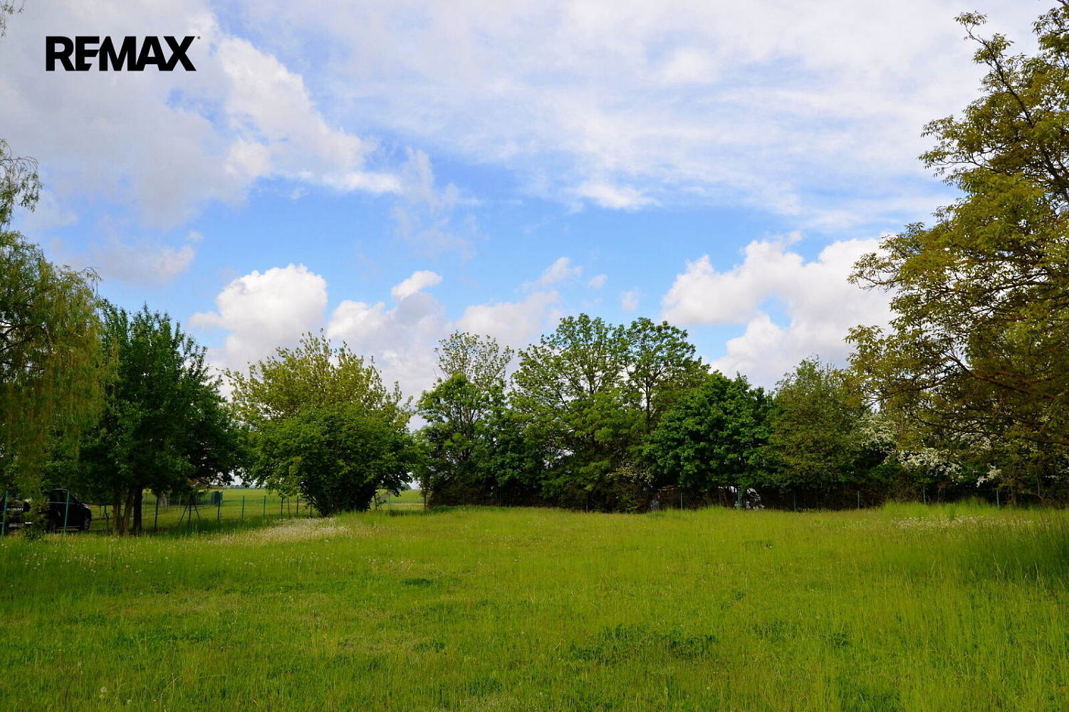 Prodej stavebního pozemku 2 274 m² – fotografie 3