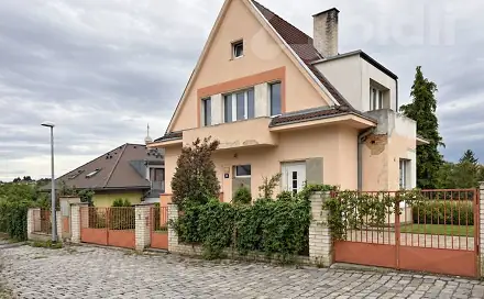 Prodej domu 260 m² s pozemkem 566 m², V domcích, Praha 6 - Liboc