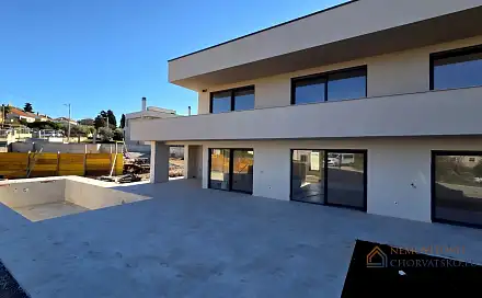 Prodej domu 307 m² s pozemkem 979 m², Poreč, Chorvatsko
