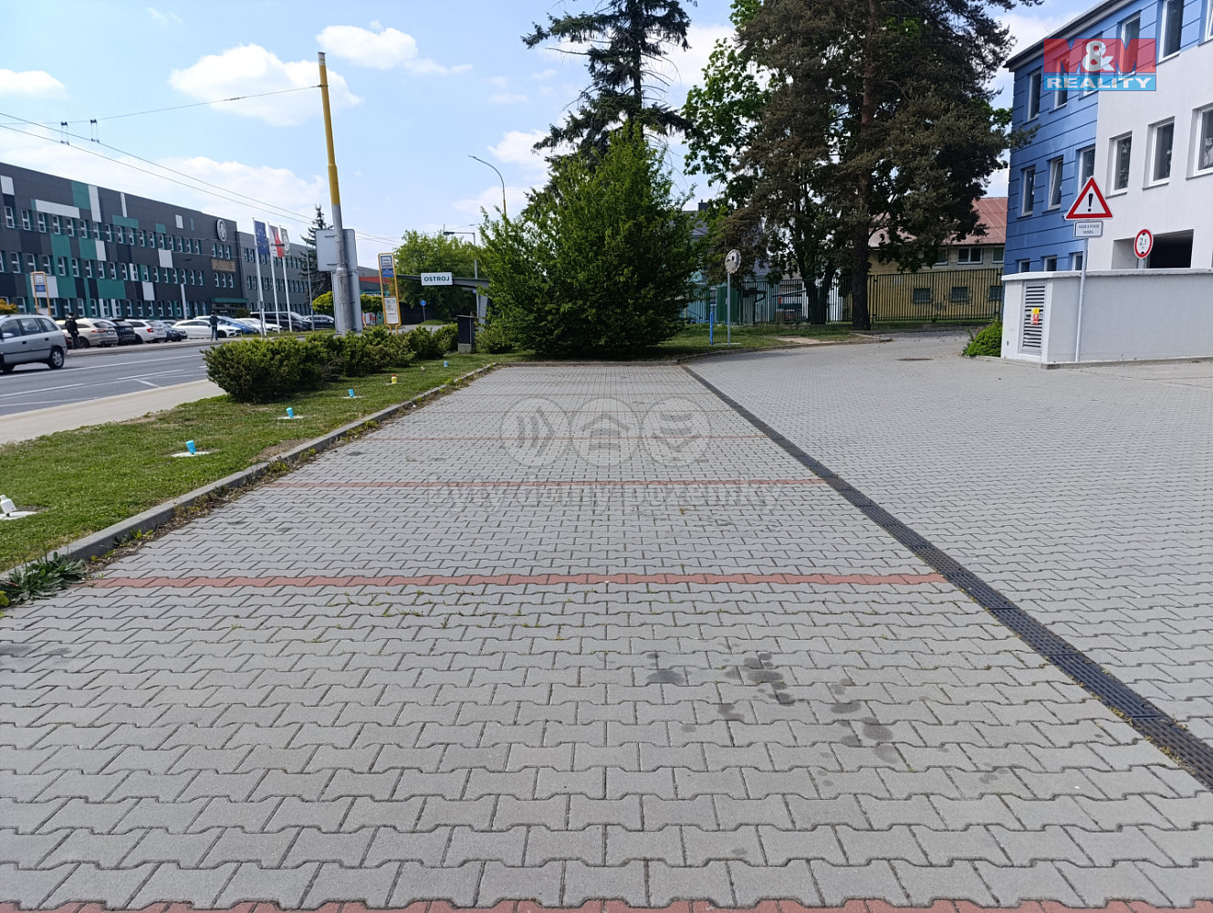 Pronájem parkovacího místa, 11 m2, opava, ul. těšínská — photo 4