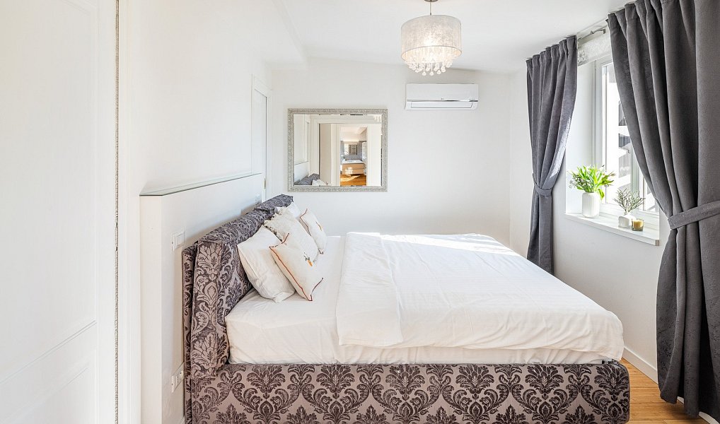 Prodej bytu 4+kk 128 m², Praha – náhled fotky 5