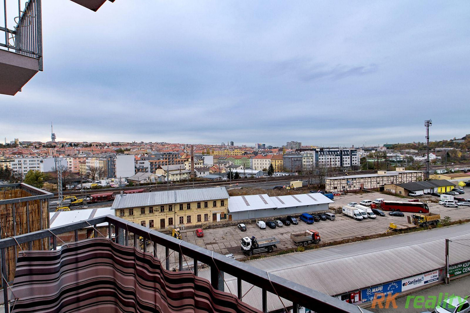 Pronájem bytu 1+kk 39 m² – fotografie 5
