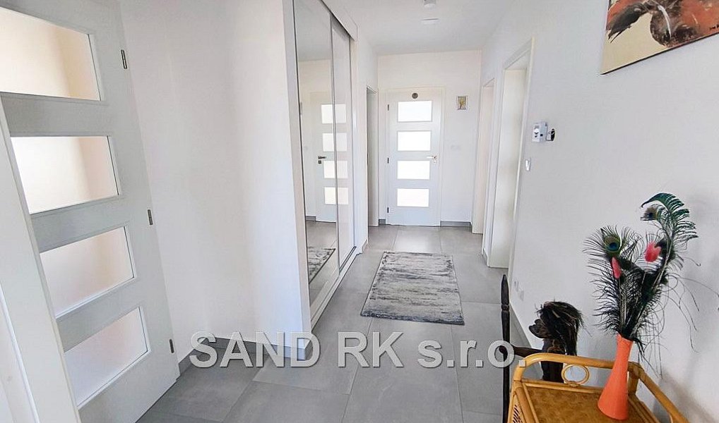 Prodej domu 106 m² s pozemkem 805 m², Osvračín – náhled fotky 2