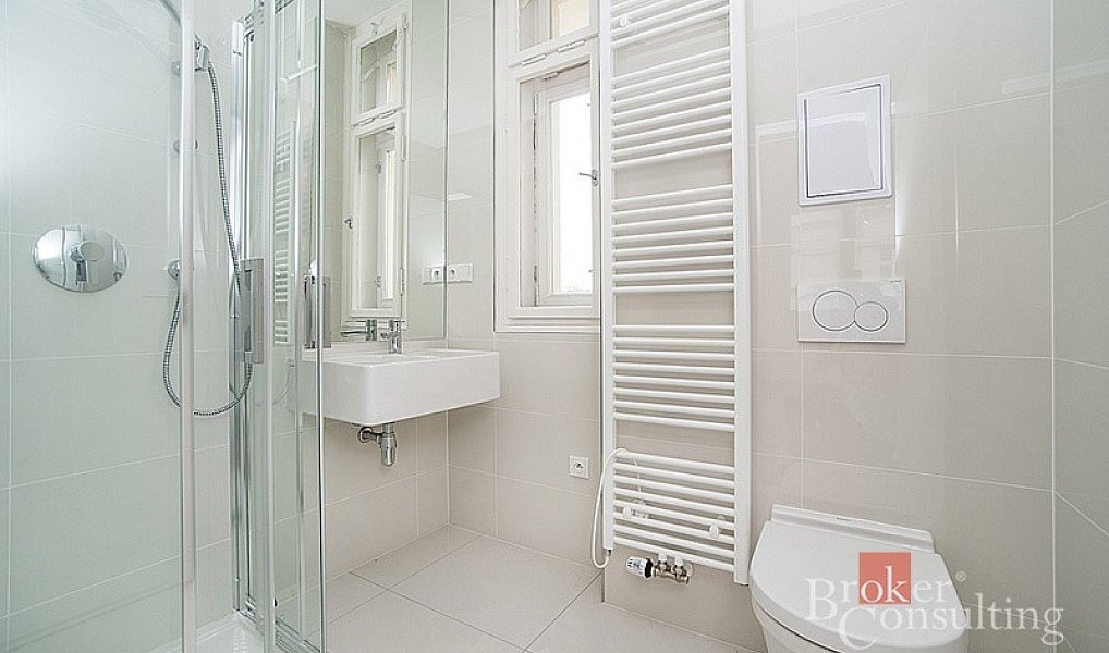 Pronájem kanceláře 110 m², Praha – náhled fotky 9