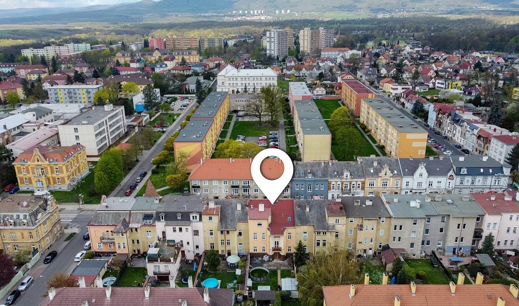 Prodej domu 330 m² s pozemkem 359 m², Duchcov – náhled fotky 3
