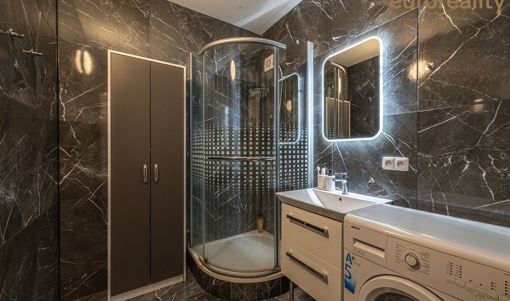 Prodej bytu 3+1 76 m², Tachov – náhled fotky 8