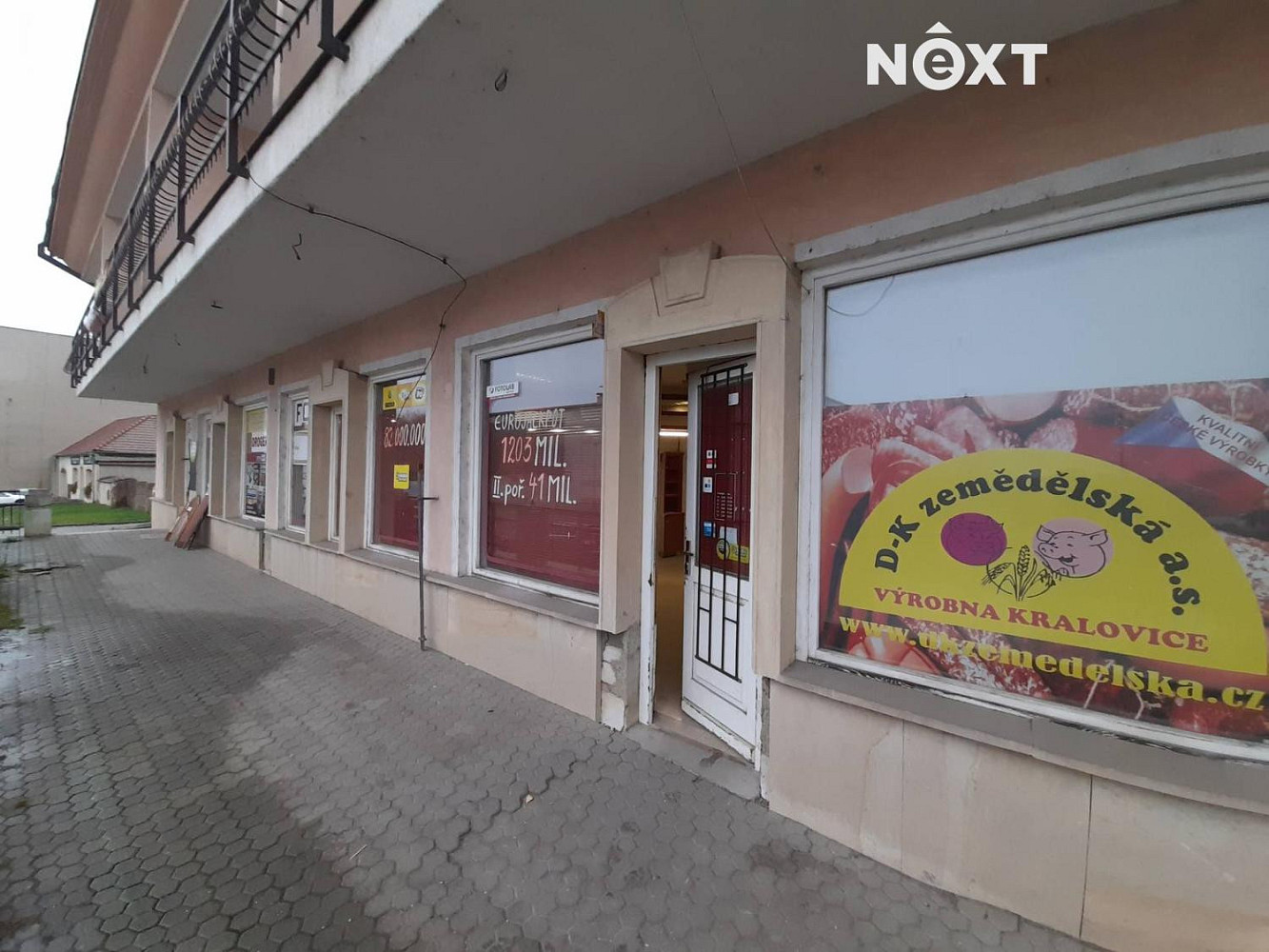 Pronájem obchodních prostor 70 m² — photo 3