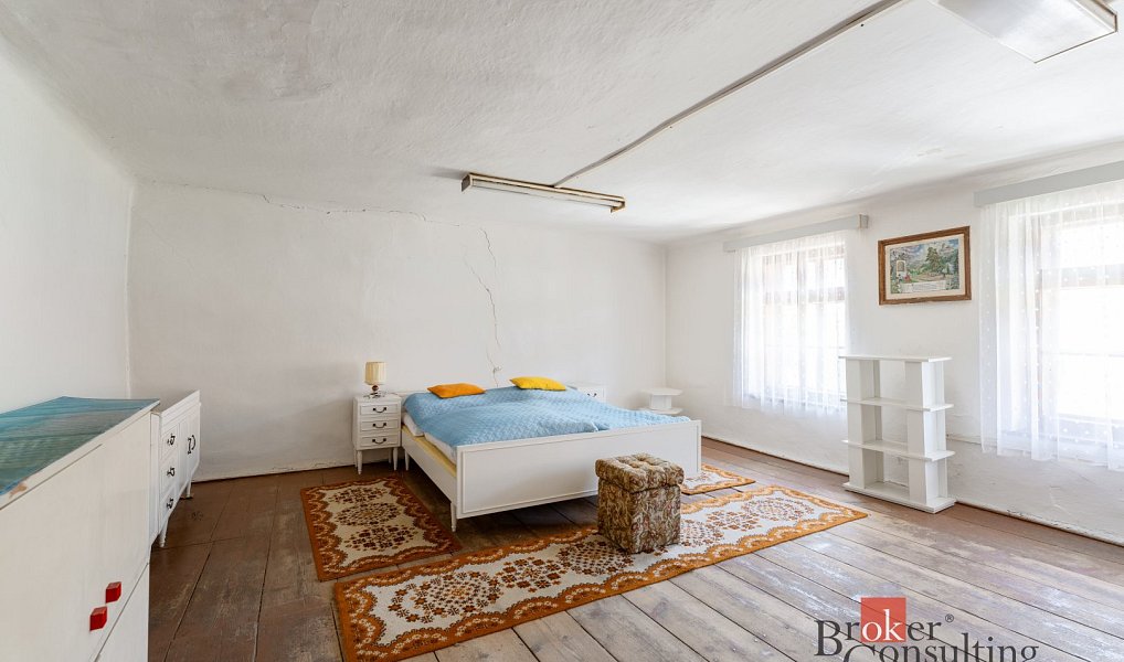 Prodej domu 250 m² s pozemkem 2 232 m², Kožušice – náhled fotky 7