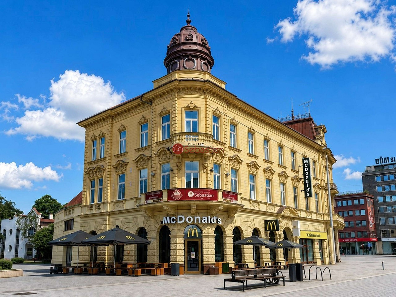 Pronájem kanceláře 106 m² — photo 2