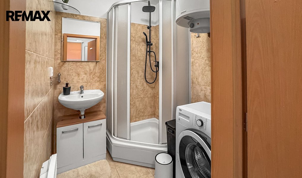 Prodej bytu 1+1 40 m², Slapy – náhled fotky 12