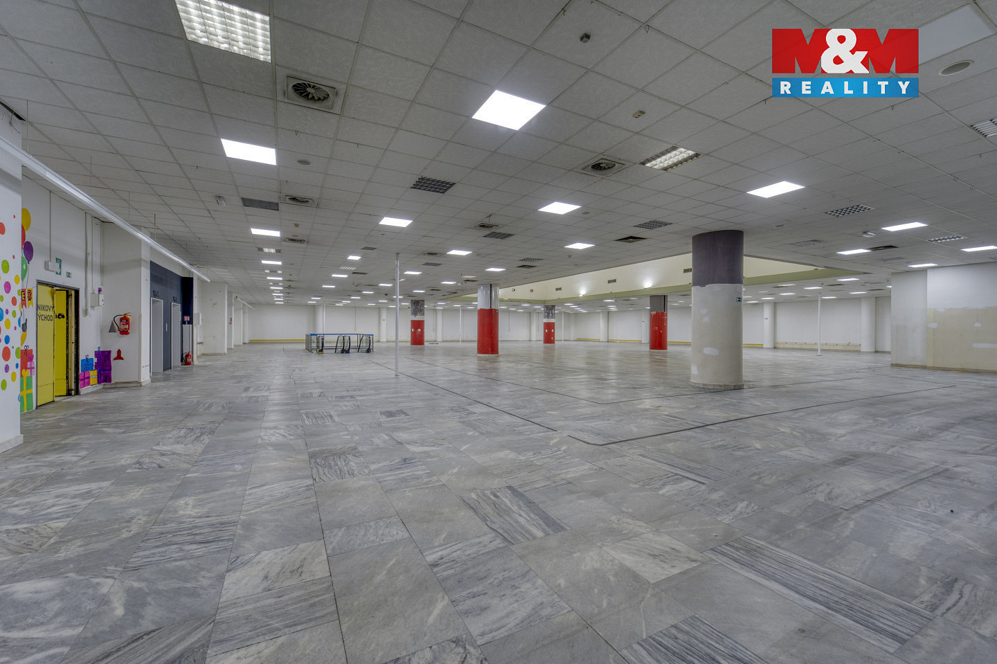 Pronájem obchodních prostor 1 603 m² – fotografie 2