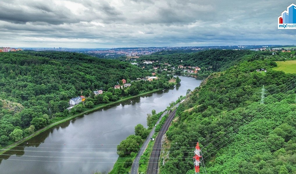 Prodej zahrady 761 m², Praha – náhled fotky 7