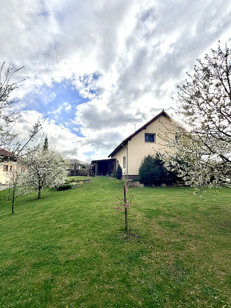 Prodej domu 235 m² s pozemkem 1 127 m² — photo 4