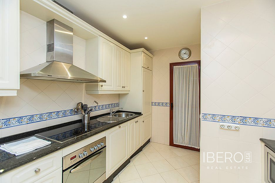 Pis 4+kk – Marbella, Barrio Alto - Més