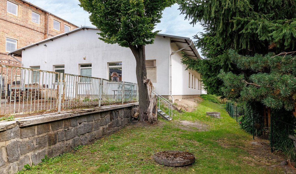 Prodej výrobních prostor 1 813 m², Varnsdorf – náhled fotky 52