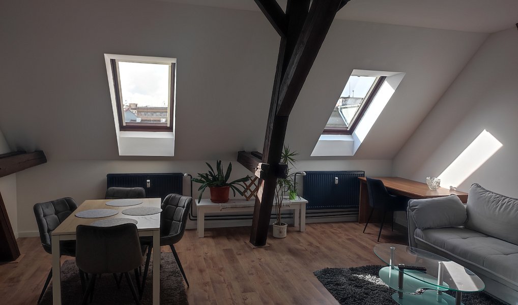 Prodej bytu 3+1 87 m², Cheb – náhled fotky 15