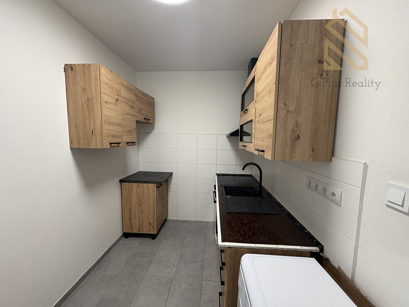 Pronájem bytu 2+1 38 m² – fotografie 4