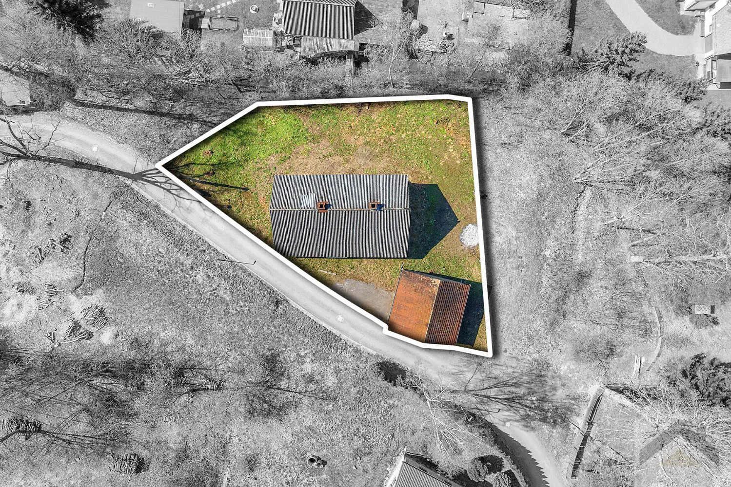 Prodej stavebního pozemku 779 m² – pohled 2