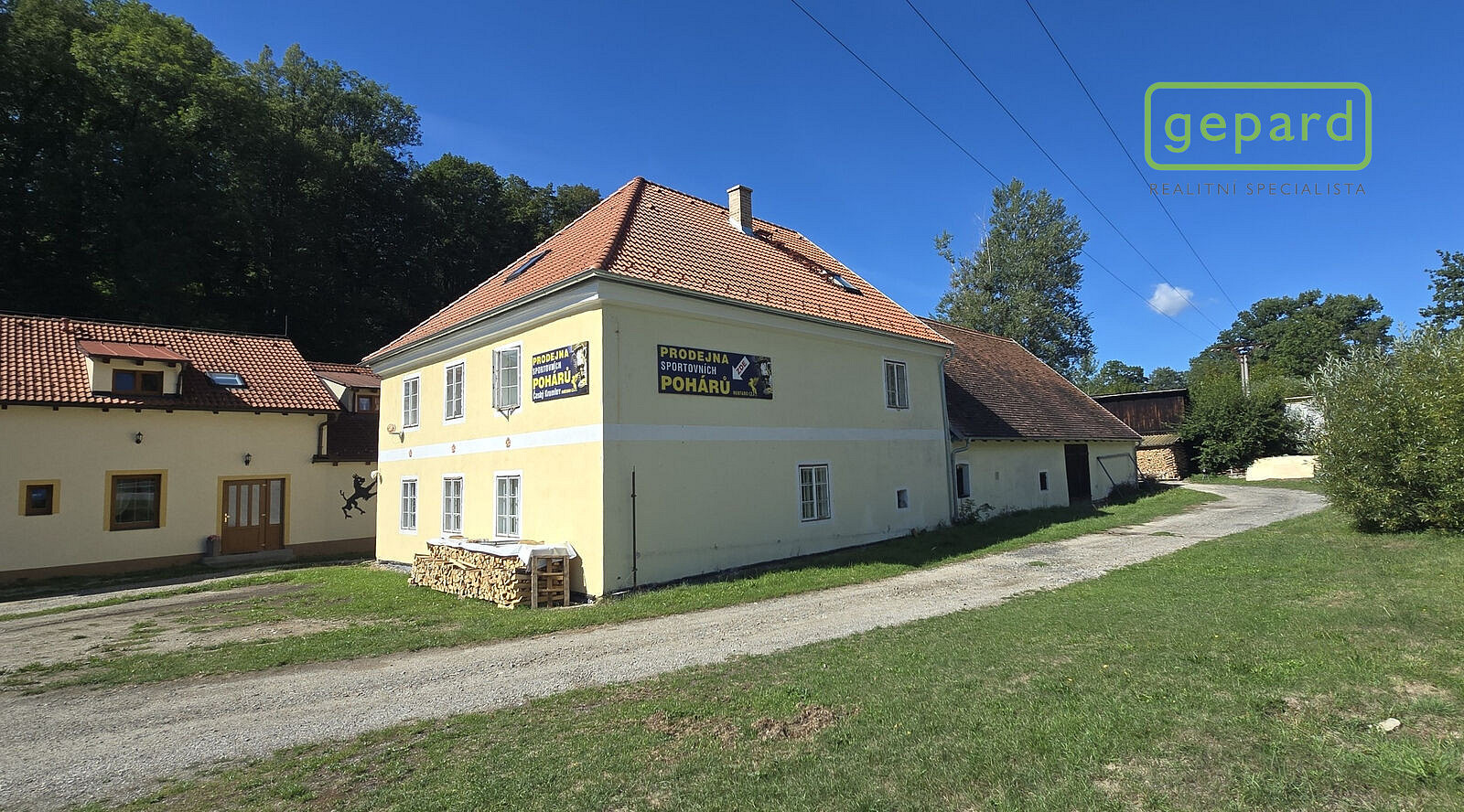 Prodej komerčního objektu (jiného typu) 270 m² – fotografie 2