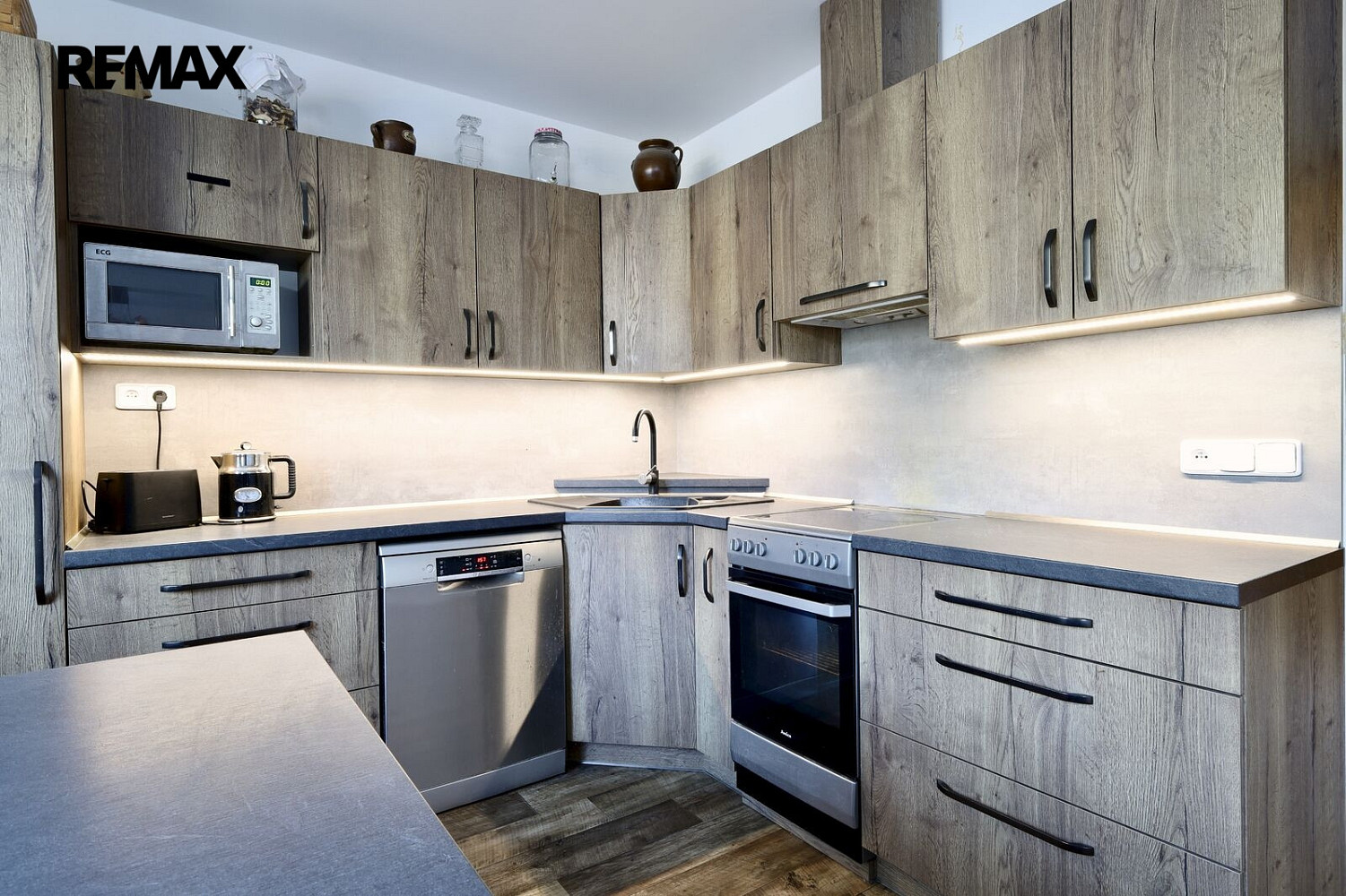 Prodej bytu 4+1 99 m² – fotografie 2