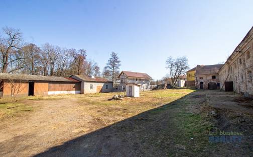 Prodej stavebního pozemku 2 906 m², Moravcova, Kojetice, okres Mělník