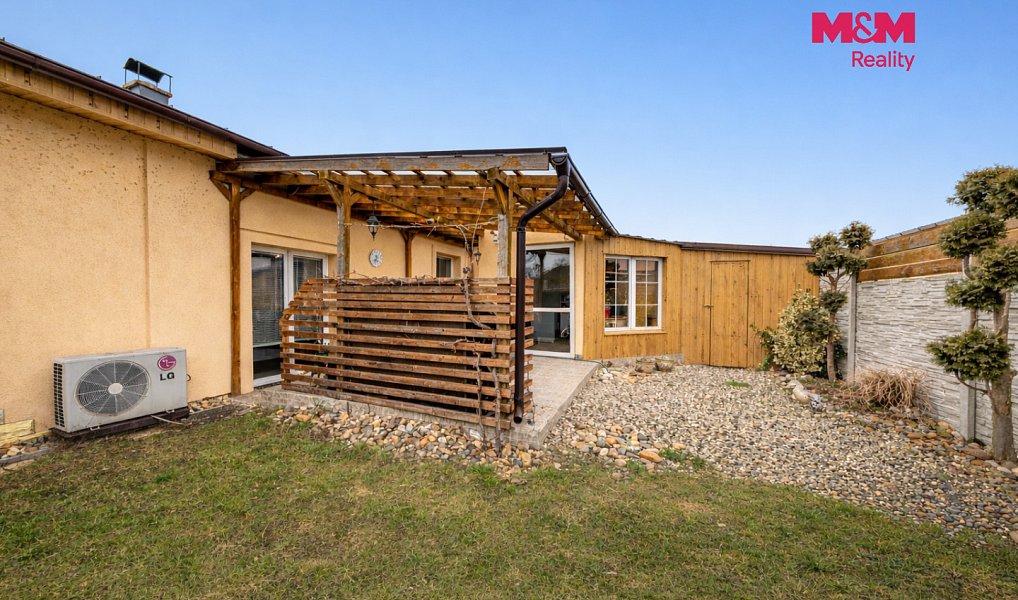 Prodej domu 130 m² s pozemkem 270 m², Kadaň – náhled fotky 12