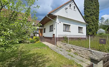 Prodej chalupy 69 m² s pozemkem 489 m², Lazinov, okres Blansko