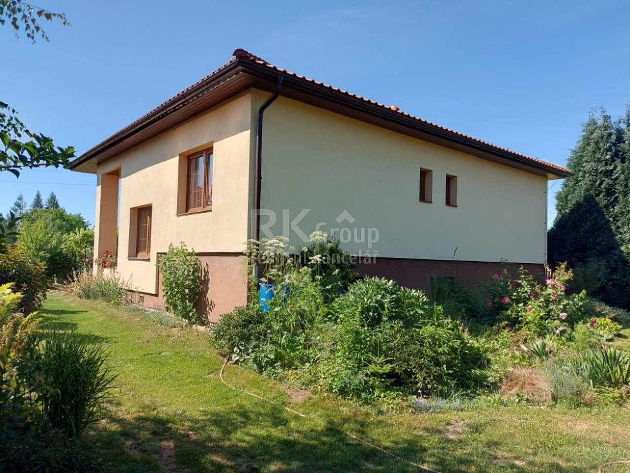 Prodej domu 300 m² s pozemkem 816 m² – fotografie 2