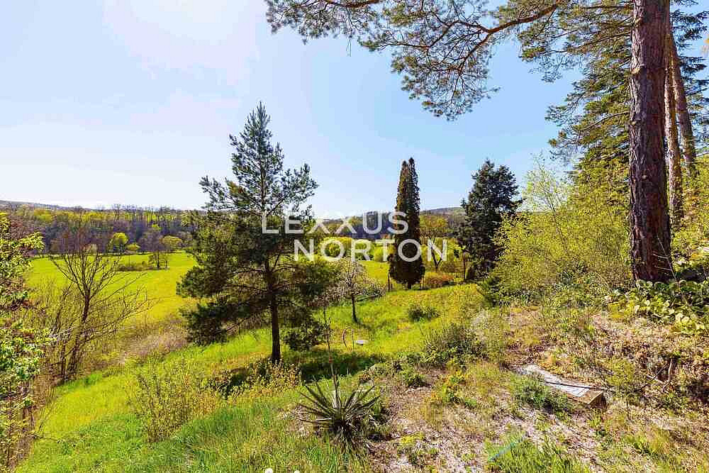 Prodej pozemku 996 m² – fotografie 4