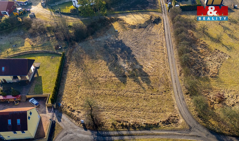 Prodej stavebního pozemku 2 343 m², Liběšice – náhled fotky 6