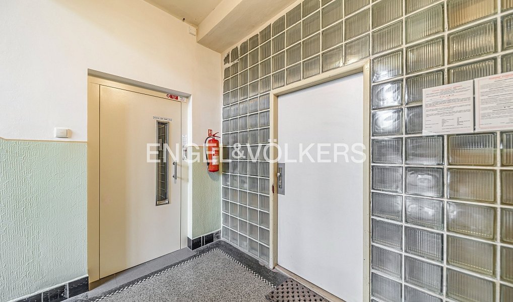 Pronájem bytu 3+1 120 m², Praha – náhled fotky 12