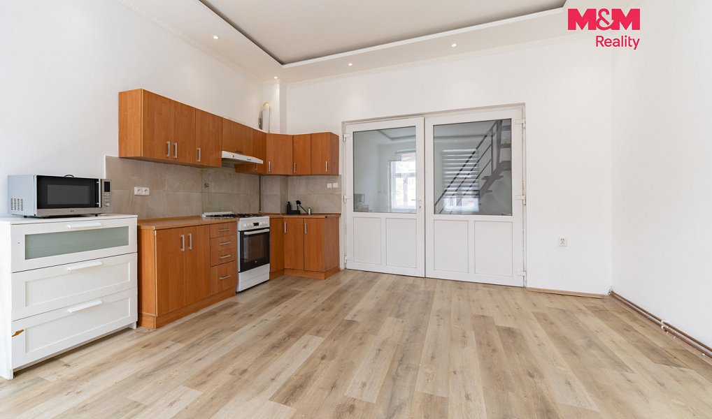 Pronájem bytu 4+1 128 m², Cheb – náhled fotky 4
