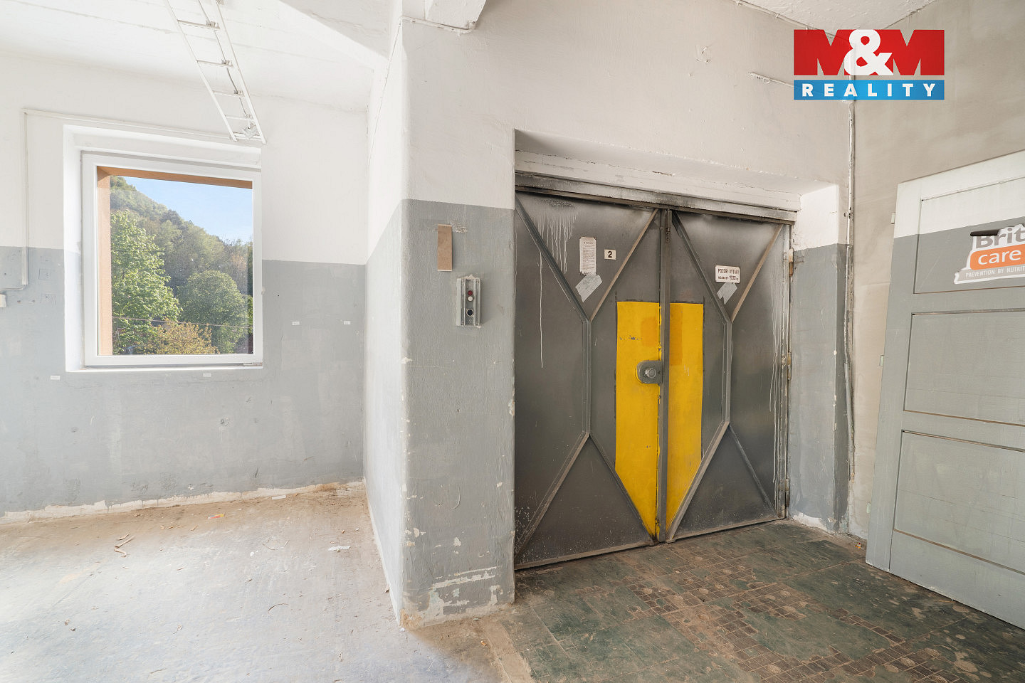 Pronájem skladovacích prostor 300 m² — photo 3