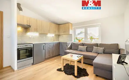 Pronájem bytu 2+kk 45 m², Škroupova, Lázně Bohdaneč, okres Pardubice