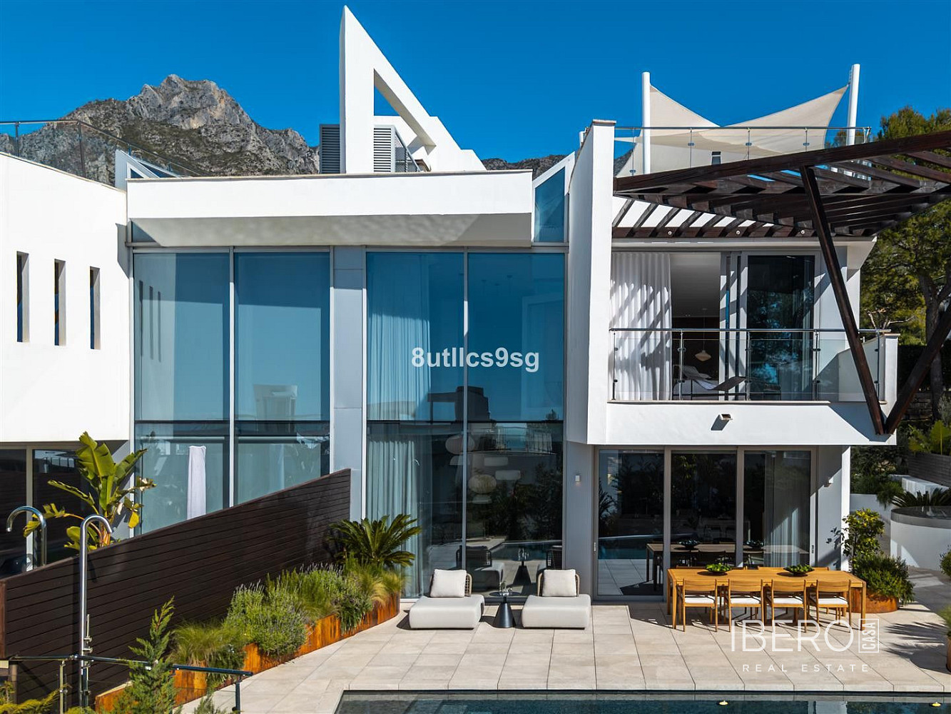 Prodej domu 486 m² s pozemkem 486 m²