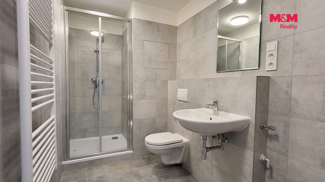 Pronájem bytu 1+kk 34 m² – fotografie 4