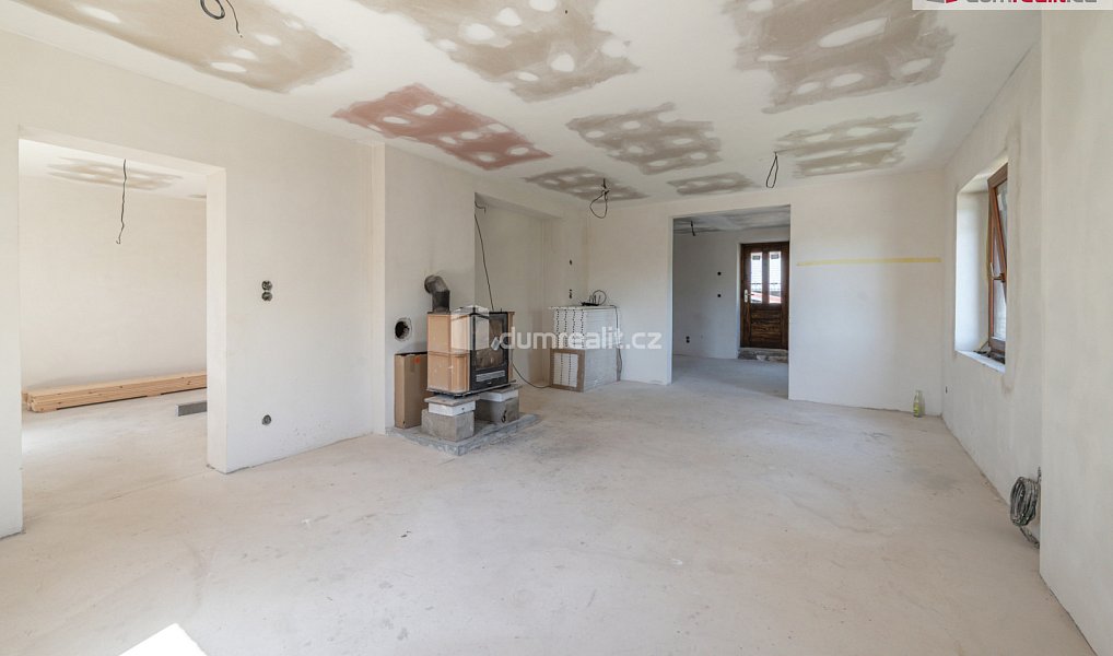 Prodej domu 300 m² s pozemkem 888 m², Sadov – náhled fotky 24