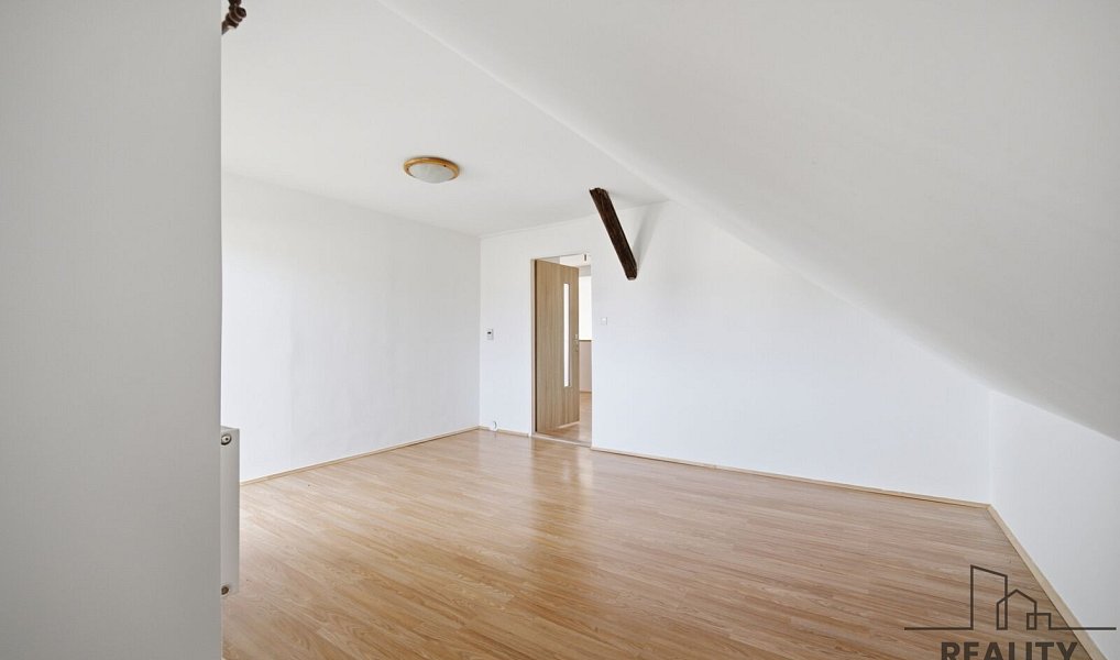 Prodej domu 137 m² s pozemkem 178 m², Chroustovice – náhled fotky 22