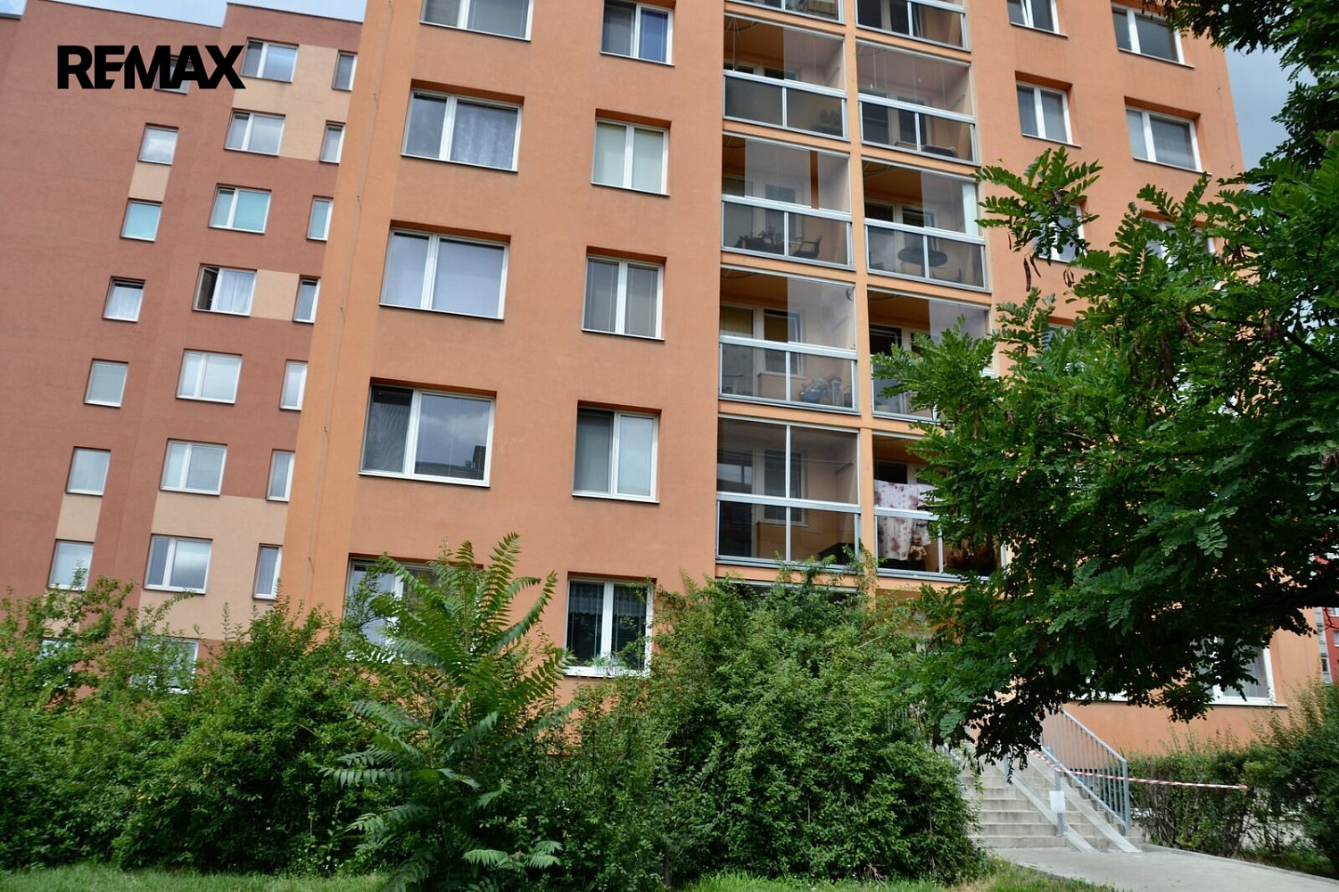 Pronájem bytu 3+kk 67 m² – fotografie 2